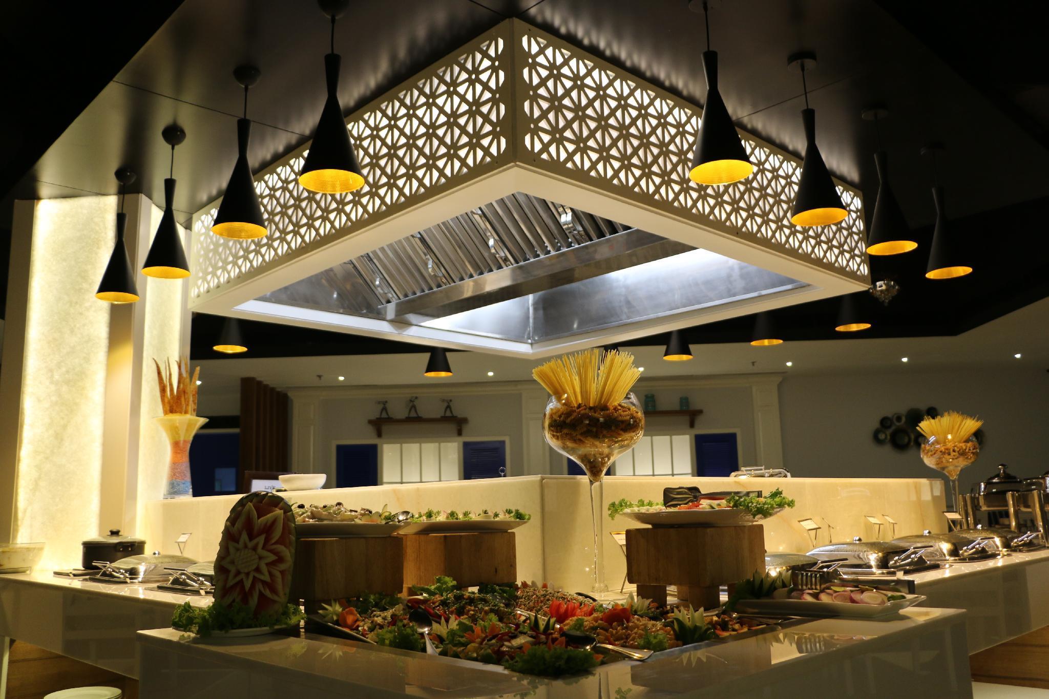 Ramada By Wyndham Jalandhar City Center Екстер'єр фото