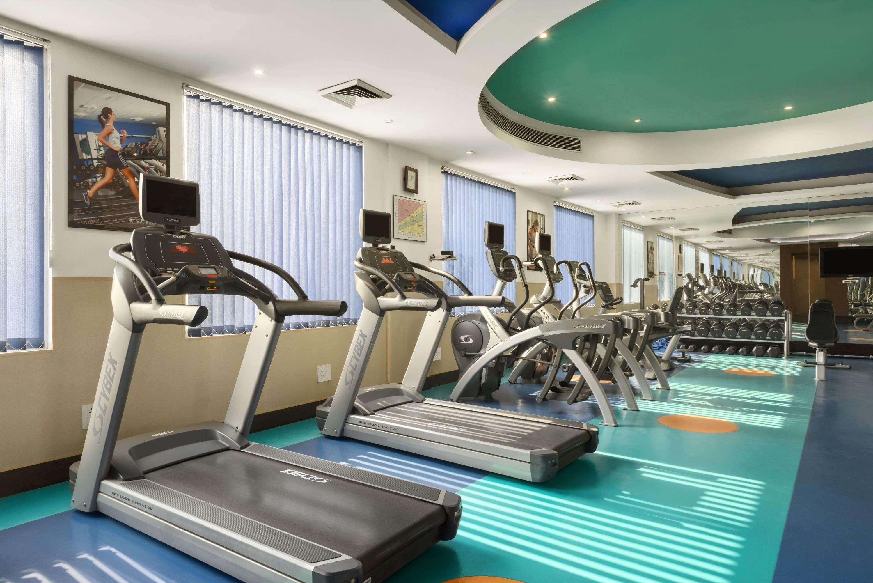 Ramada By Wyndham Jalandhar City Center Екстер'єр фото