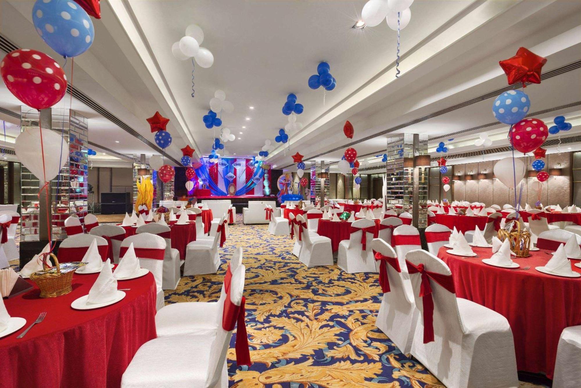Ramada By Wyndham Jalandhar City Center Екстер'єр фото